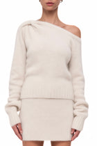 The Knot Jumper